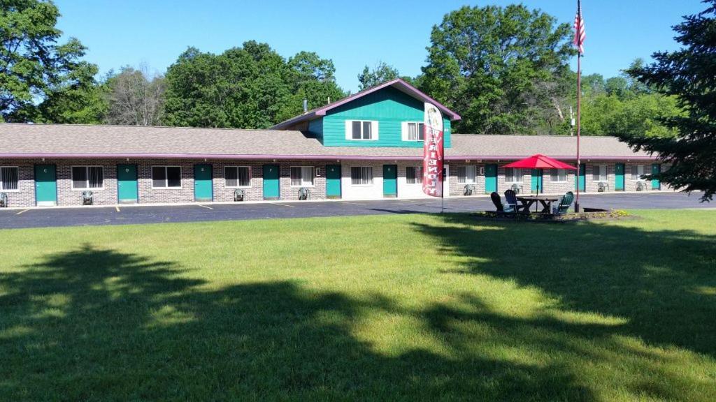North Winds Lodge Prudenville Exterior photo